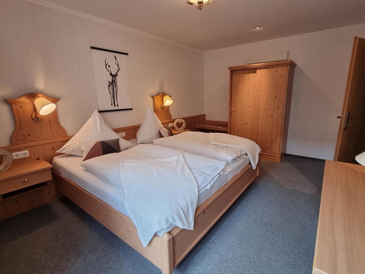 Landhotel Hof Barrl Schneverdingen Phòng bức ảnh
